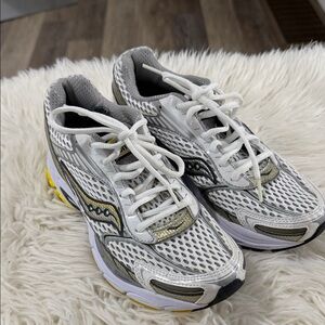 Saucony Gray and White Athletic Shoes with Yellow Accents Size 8.5 NWOT